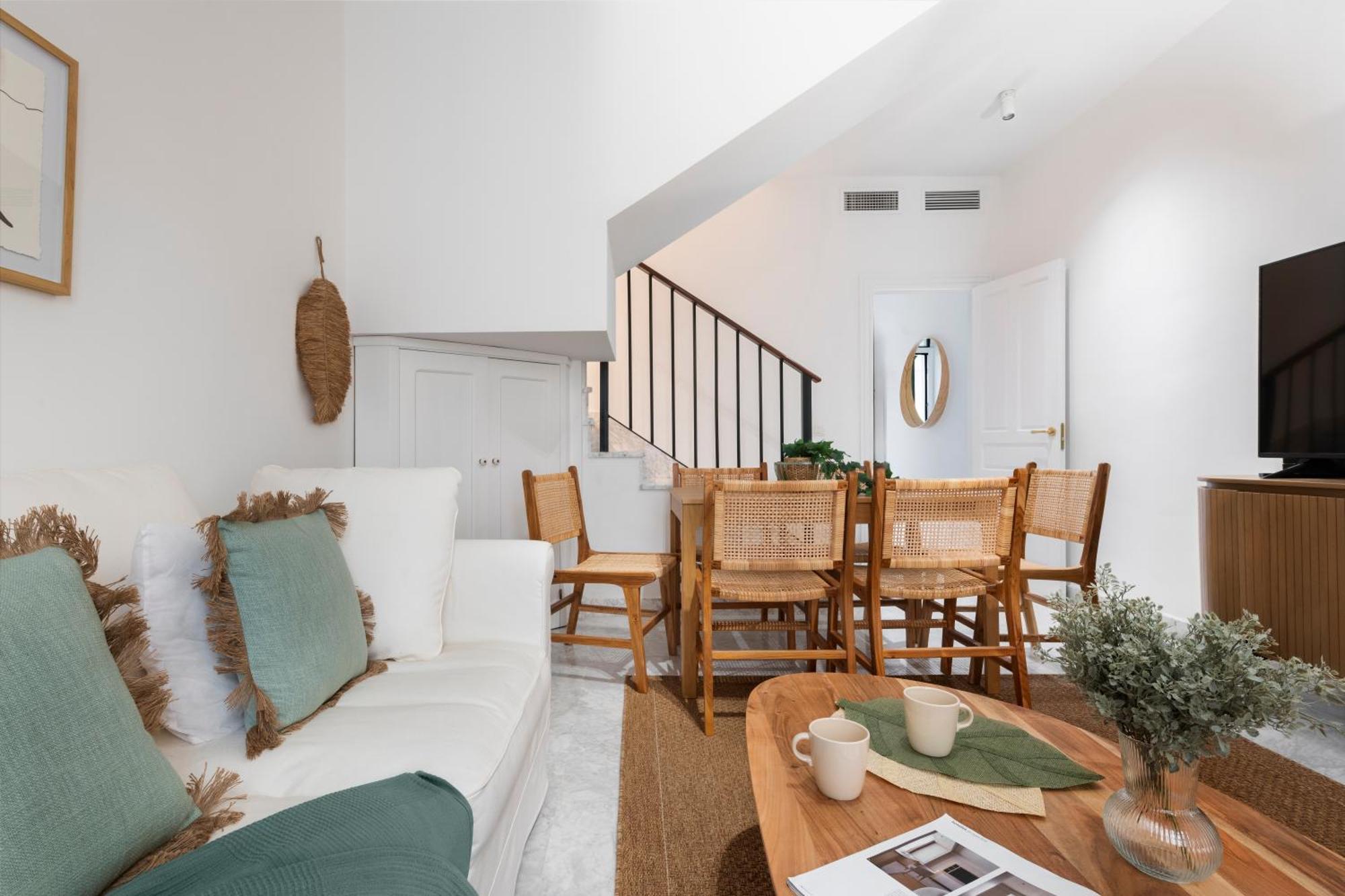 Magno Apartments San Laureano - Private Parking Included Севілья Екстер'єр фото